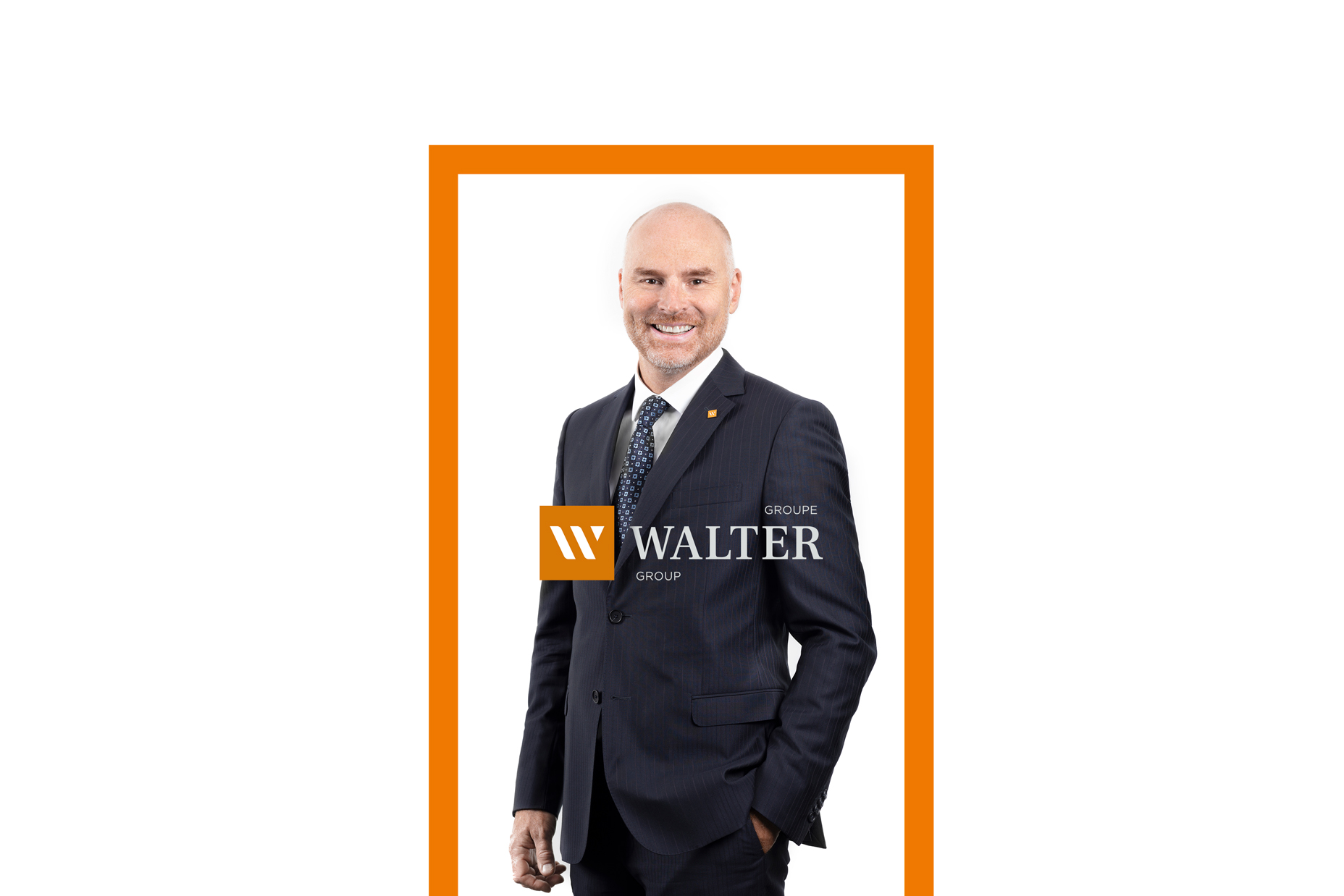 Photographie corporative homme en complet, Corporate picture man in suit for Walter Group Walter, Montréal Canada